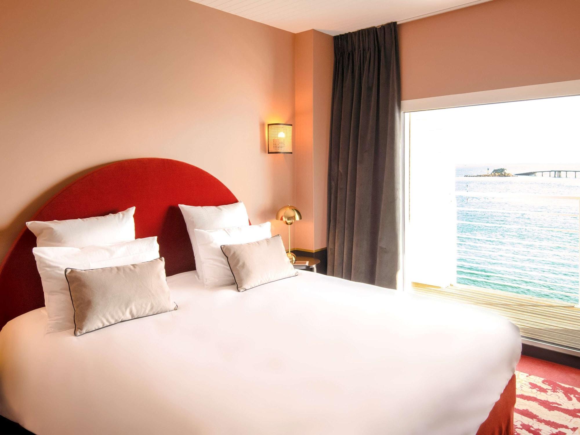 Hotel Mercure Roscoff Bord De Mer Bagian luar foto