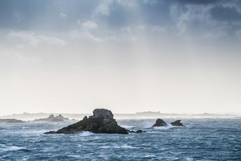 Hotel Mercure Roscoff Bord De Mer Bagian luar foto